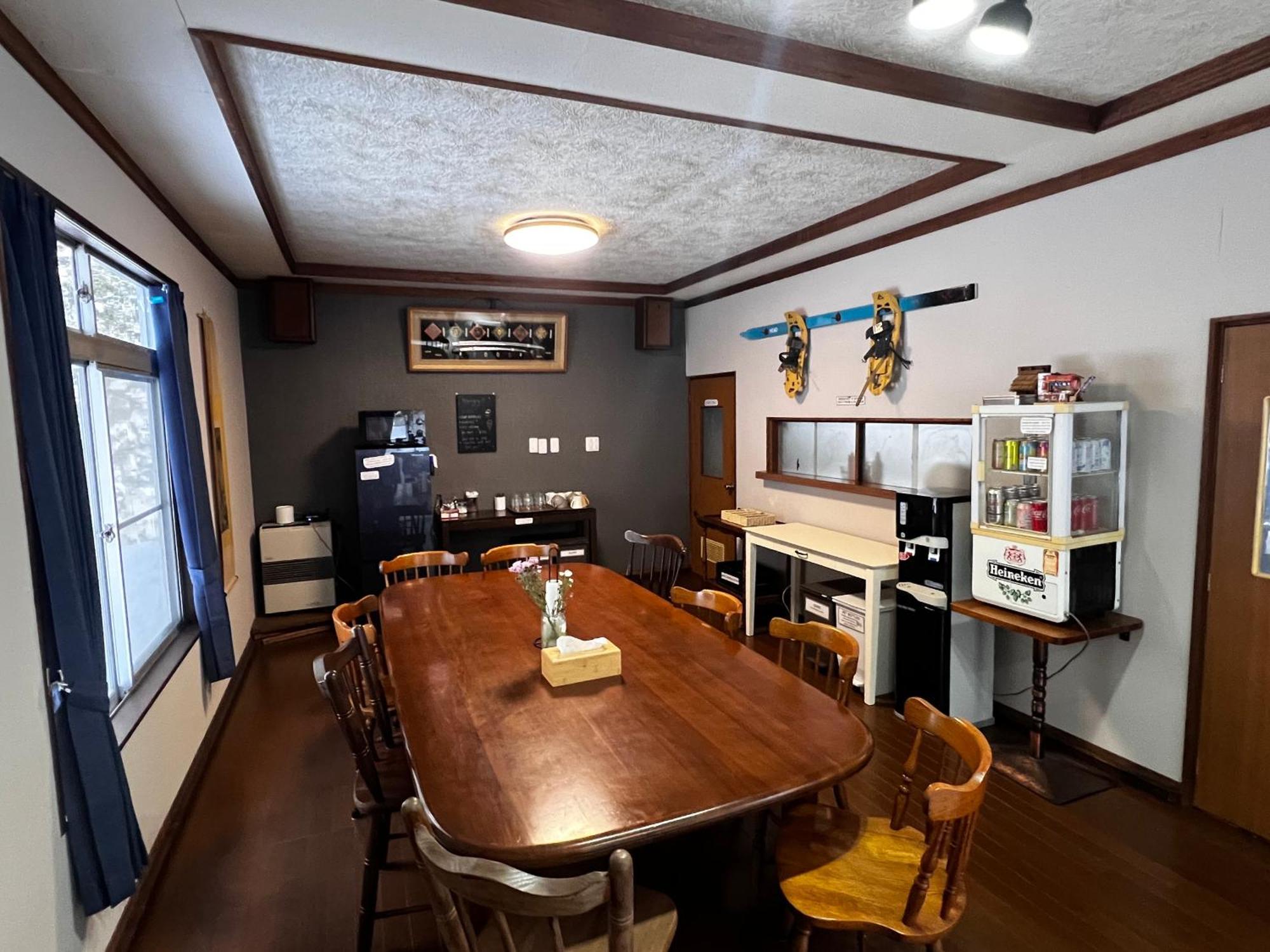 Hotel Sneaky Peaks à Hakuba Extérieur photo